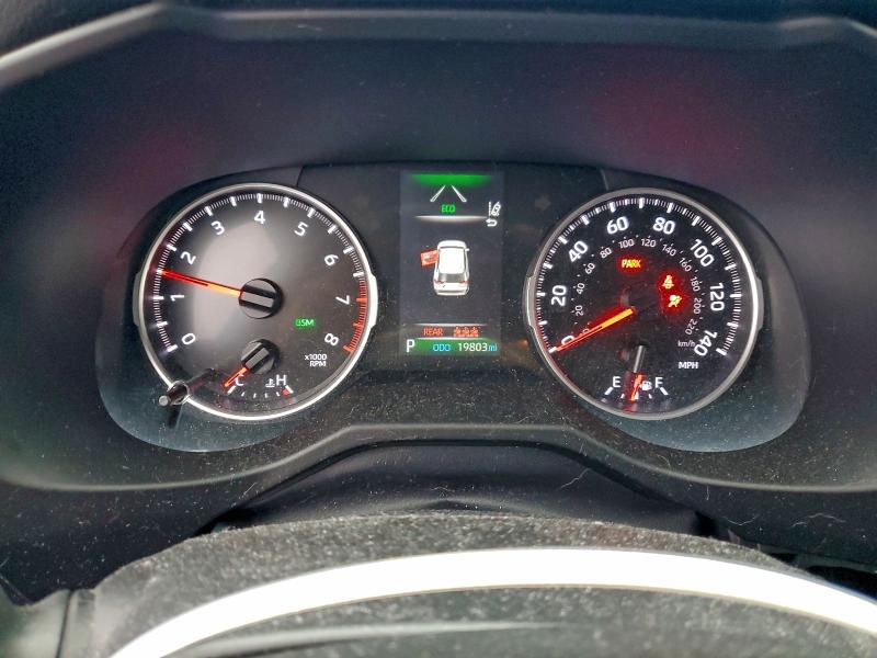 Фото 9 - TOYOTA RAV4