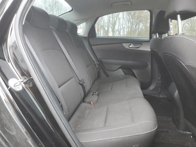 Фото 10 - KIA FORTE