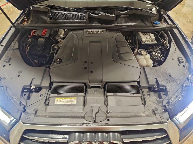 Фото 12 - AUDI Q7