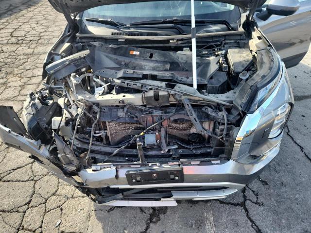 Фото 12 - MITSUBISHI OUTLANDER