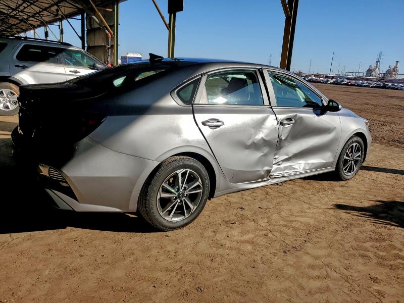 Фото 3 - KIA FORTE