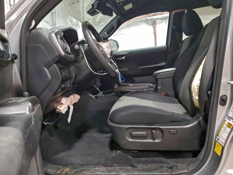 Фото 7 - TOYOTA TACOMA