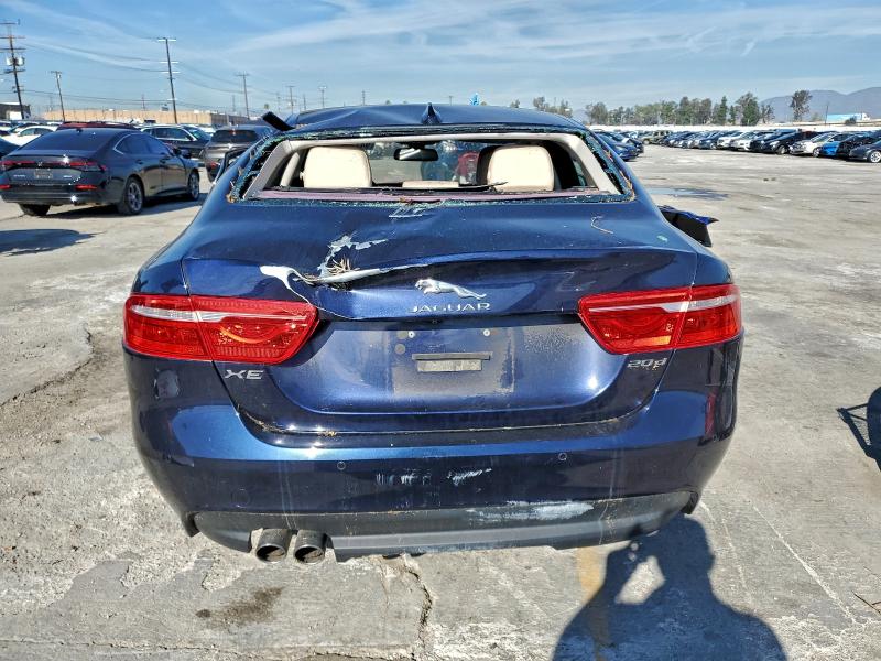 Фото 6 - JAGUAR XE