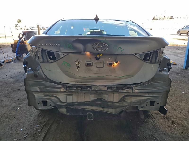 Фото 6 - HYUNDAI ELANTRA