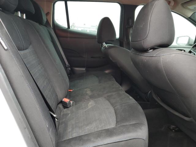 Фото 10 - NISSAN LEAF