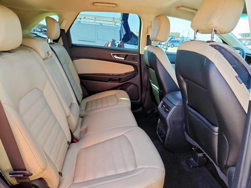 Фото 11 - FORD EDGE