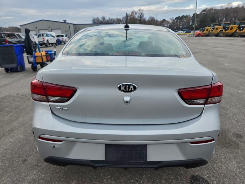 Фото 6 - KIA RIO