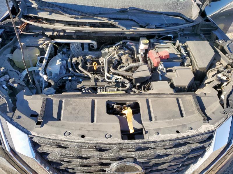 Фото 12 - NISSAN ROGUE