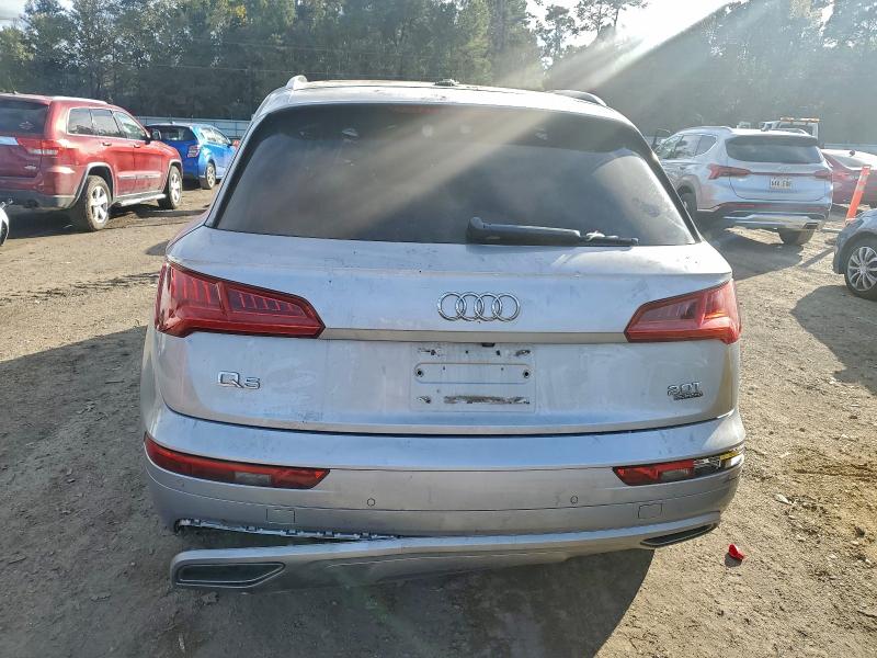 Фото 6 - AUDI Q5