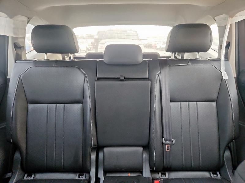 Фото 10 - VOLKSWAGEN TIGUAN