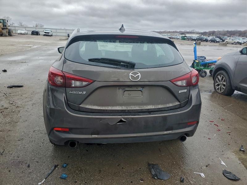 Фото 6 - MAZDA 3