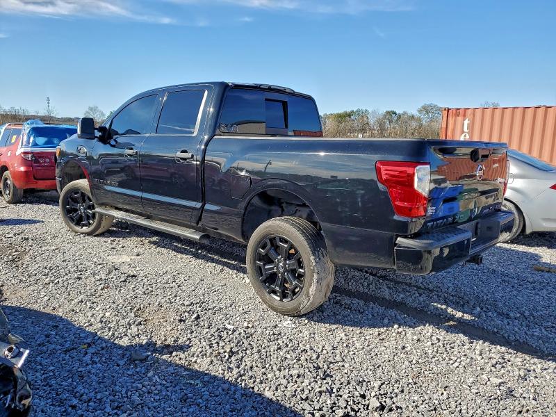 Фото 2 - NISSAN TITAN