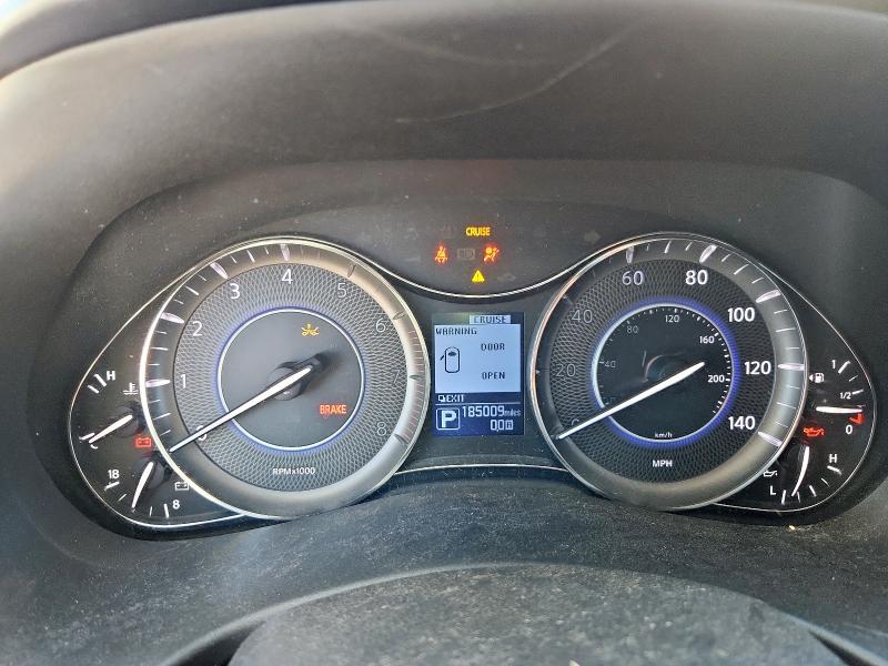 Фото 9 - INFINITI QX80