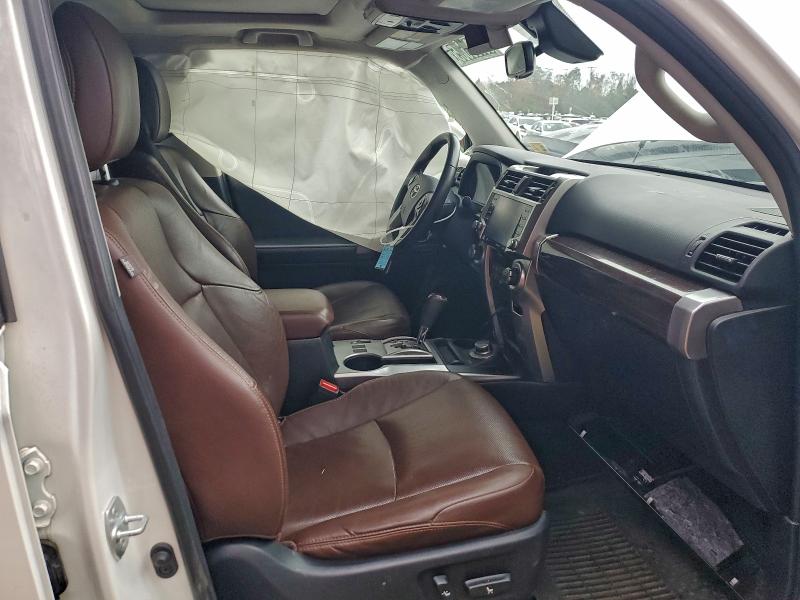 Фото 7 - TOYOTA 4RUNNER