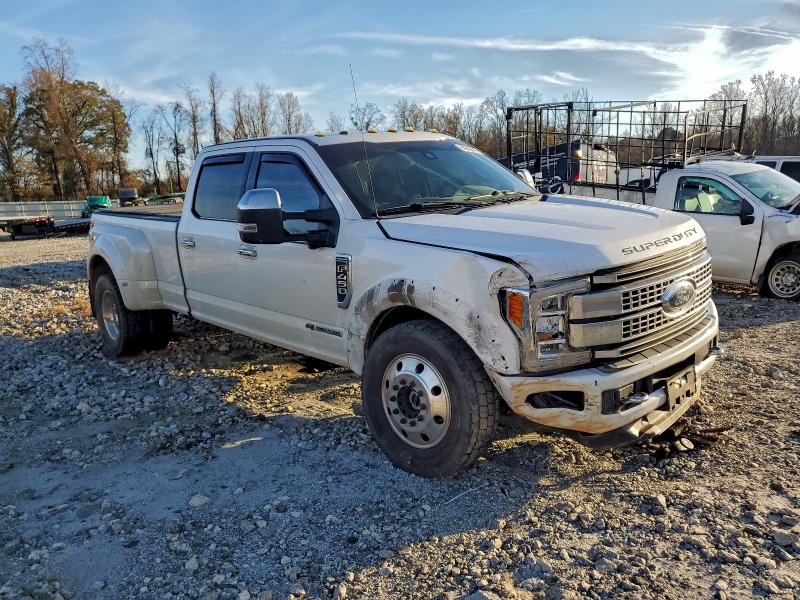 FORD F450 2018 VIN 1FT8W4DT5JEC90592