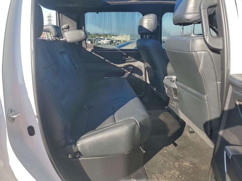 Фото 10 - TOYOTA TUNDRA