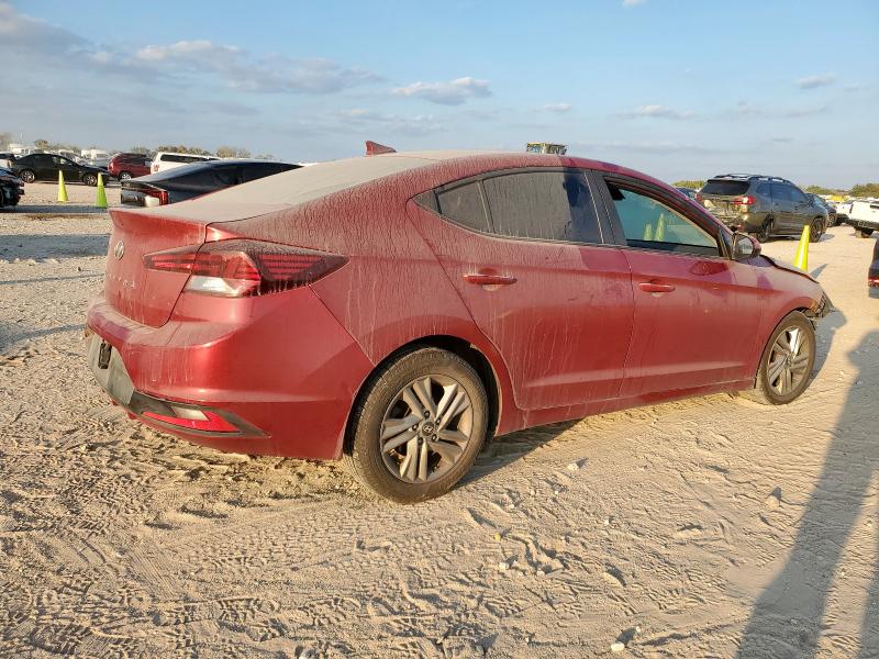 Фото 3 - HYUNDAI ELANTRA