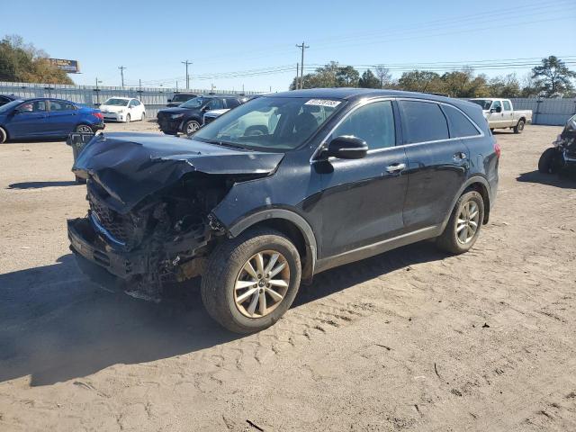 Фото 1 - KIA SORENTO