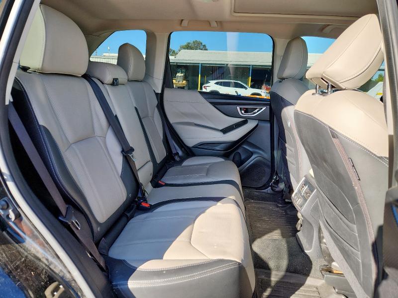 Фото 11 - SUBARU FORESTER