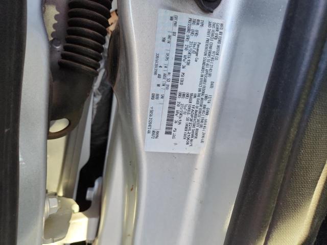 Фото 12 - FORD FOCUS