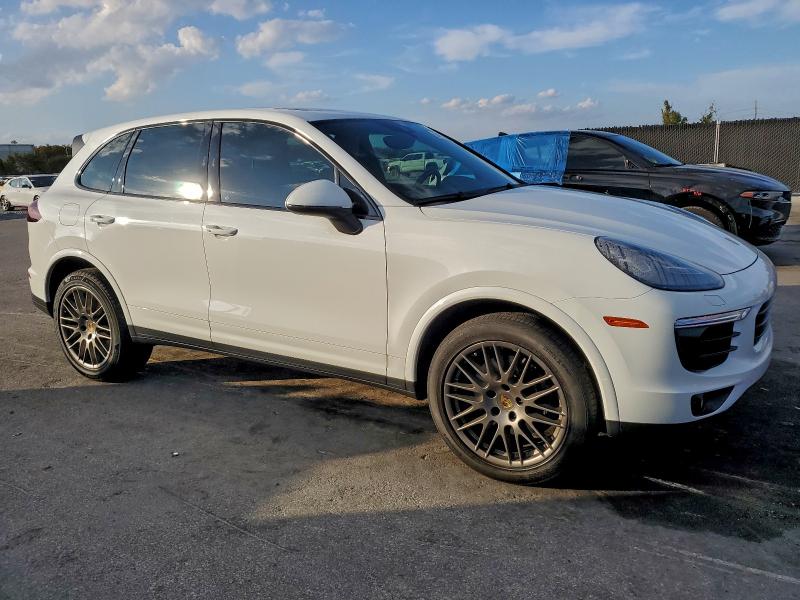 Фото 4 - PORSCHE CAYENNE