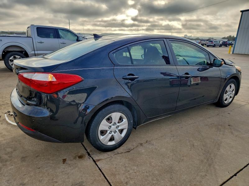 Фото 3 - KIA FORTE