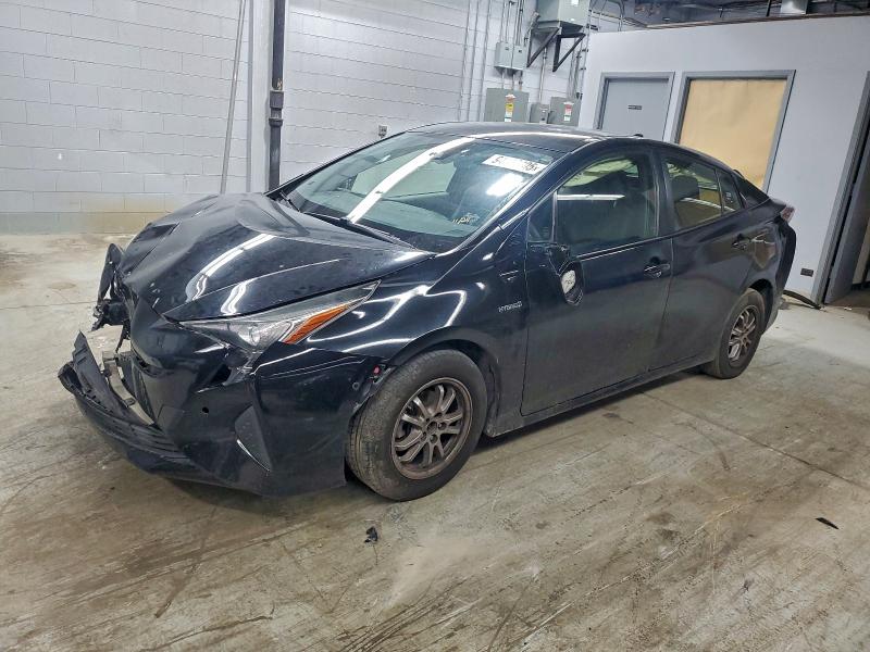 Фото 1 - TOYOTA PRIUS