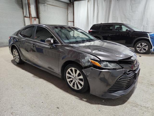 Фото 4 - TOYOTA CAMRY