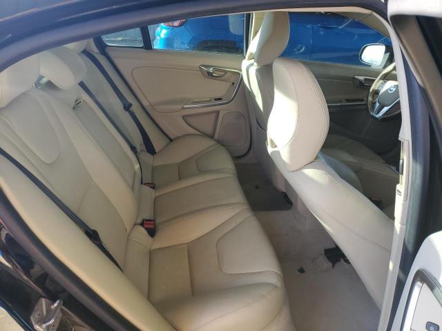 Фото 10 - VOLVO S60