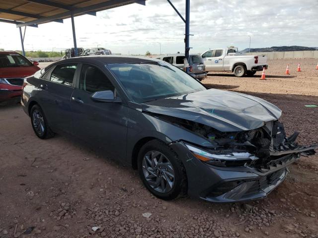 Фото 4 - HYUNDAI ELANTRA