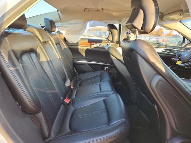 Фото 10 - LINCOLN MKZ