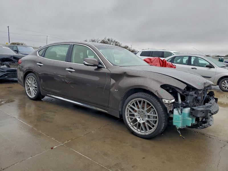 Фото 4 - INFINITI Q70