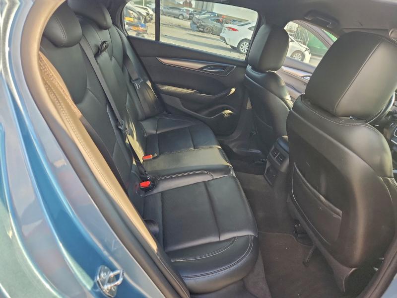 Фото 10 - CADILLAC CT5