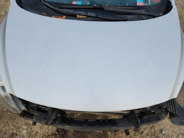 Фото 11 - HYUNDAI ELANTRA