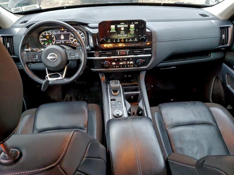 Фото 8 - NISSAN PATHFINDER