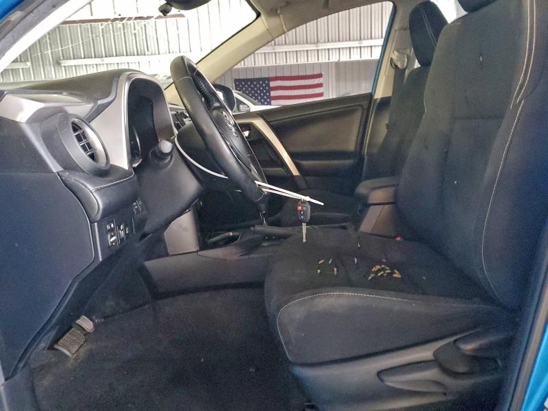 Фото 7 - TOYOTA RAV4