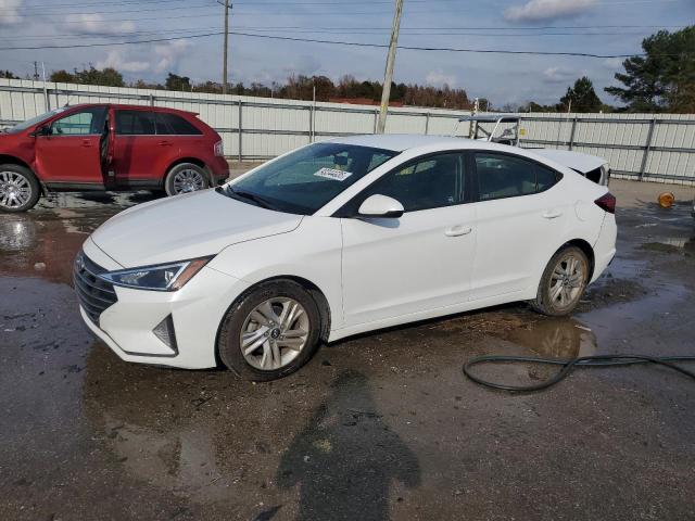 Фото 1 - HYUNDAI ELANTRA