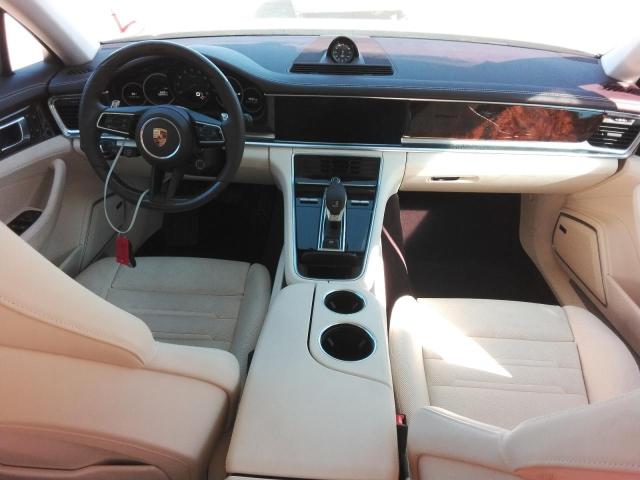 Фото 8 - PORSCHE PANAMERA