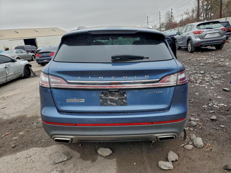 Фото 6 - LINCOLN NAUTILUS