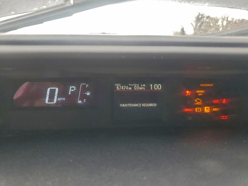 Фото 9 - TOYOTA PRIUS