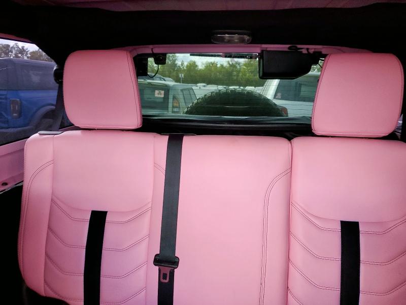 Фото 10 - JEEP WRANGLER