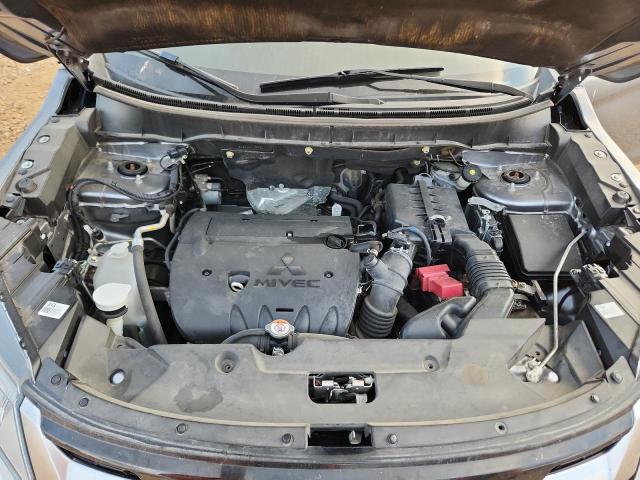 Фото 12 - MITSUBISHI OUTLANDER