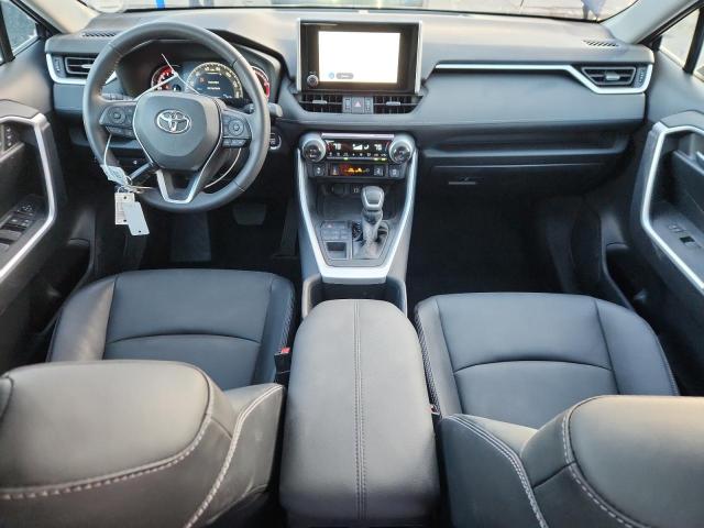 Фото 8 - TOYOTA RAV4