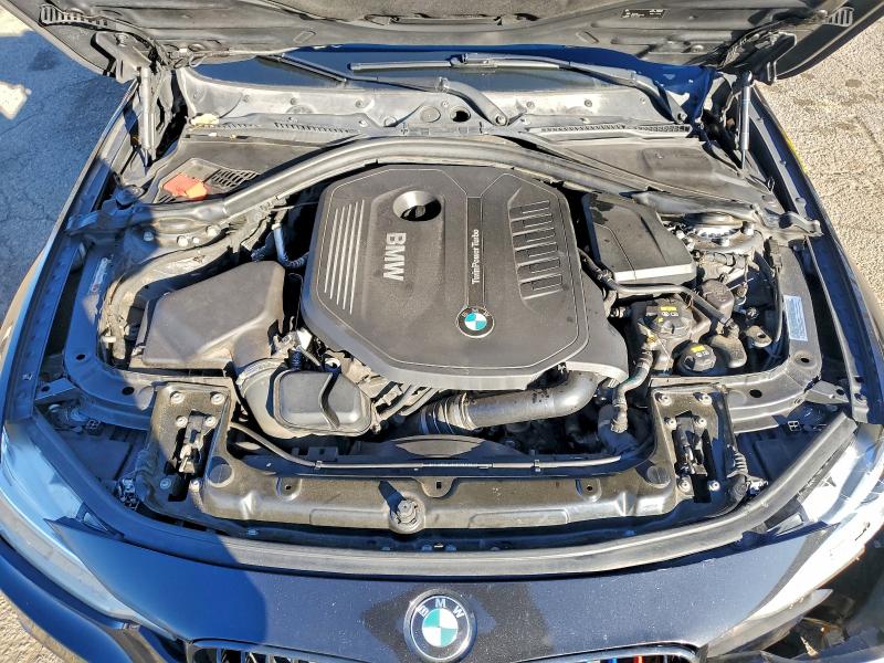 Фото 11 - BMW 3 SERIES