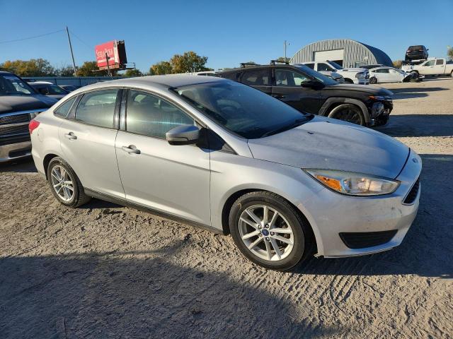 Фото 4 - FORD FOCUS