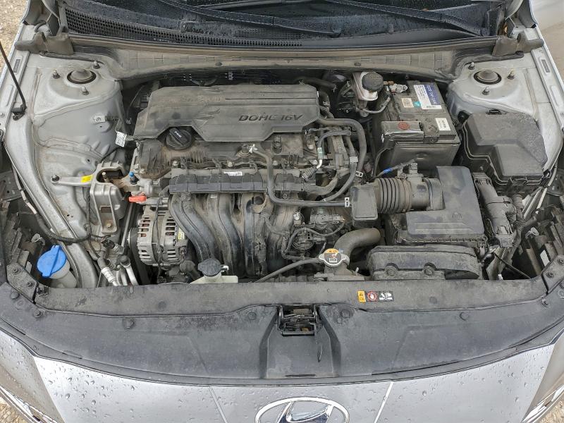 Фото 11 - HYUNDAI ELANTRA