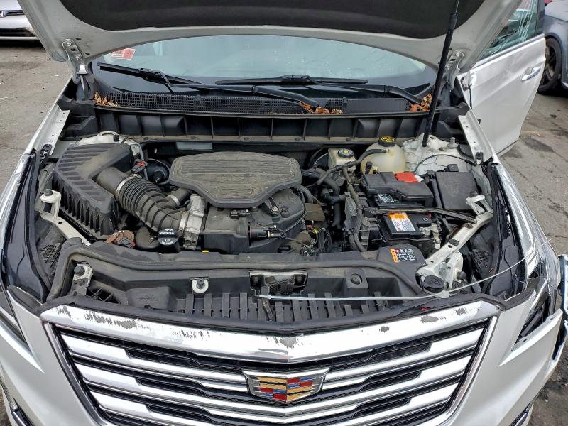 Фото 12 - CADILLAC XT5