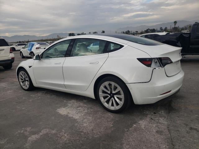 Фото 2 - TESLA MODEL 3