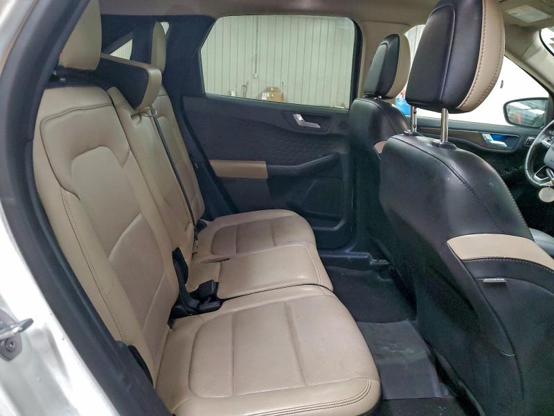 Фото 11 - FORD ESCAPE