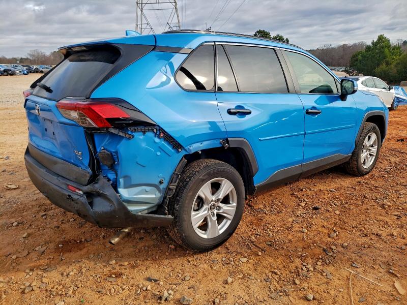 Фото 3 - TOYOTA RAV4